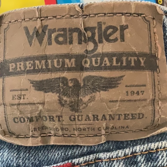 Wrangler Blue Straight Leg Jeans - Picture 6 of 8